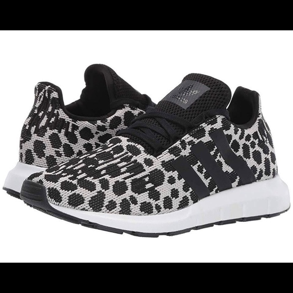 1st Ed. ADIDAS✖️LEOPARD PRINT SWIFT RUNS 🖤NWT in box - Picture 2 of 8
